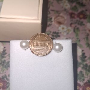 Classic White Pearl Stud Earrings - Elegant Women's Jewelry